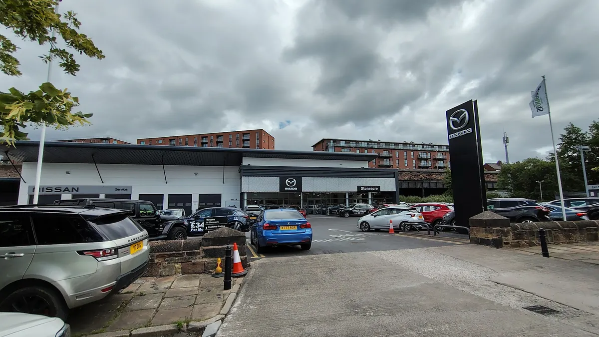 Stoneacre Liverpool photo 5