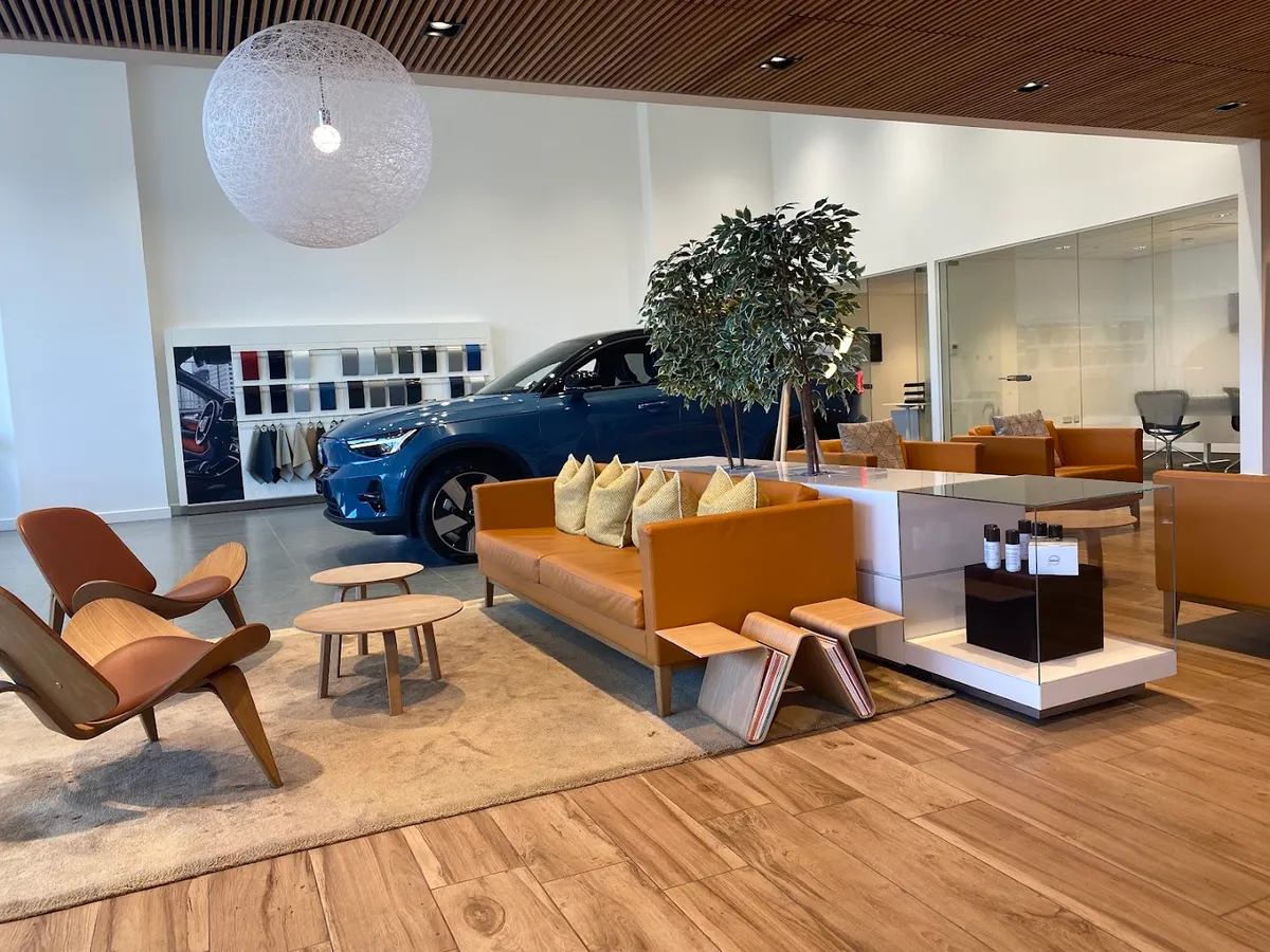 Stoneacre Newcastle - Volvo Cars photo 6