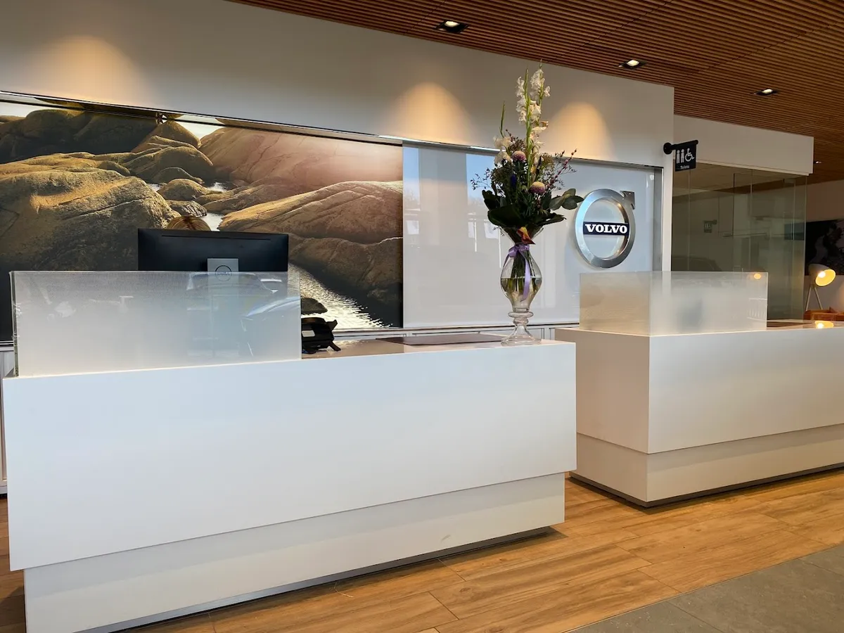 Stoneacre Newcastle - Volvo Cars photo 8