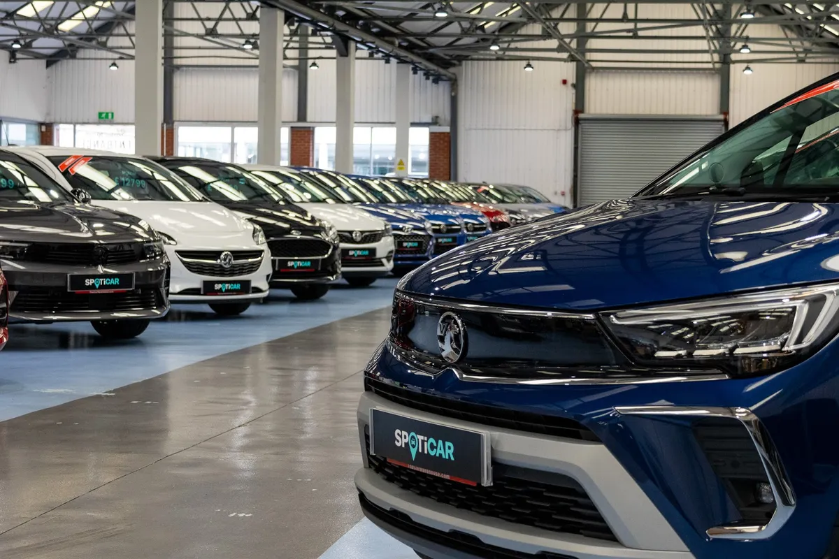 The Car Warehouse Swansea photo 6