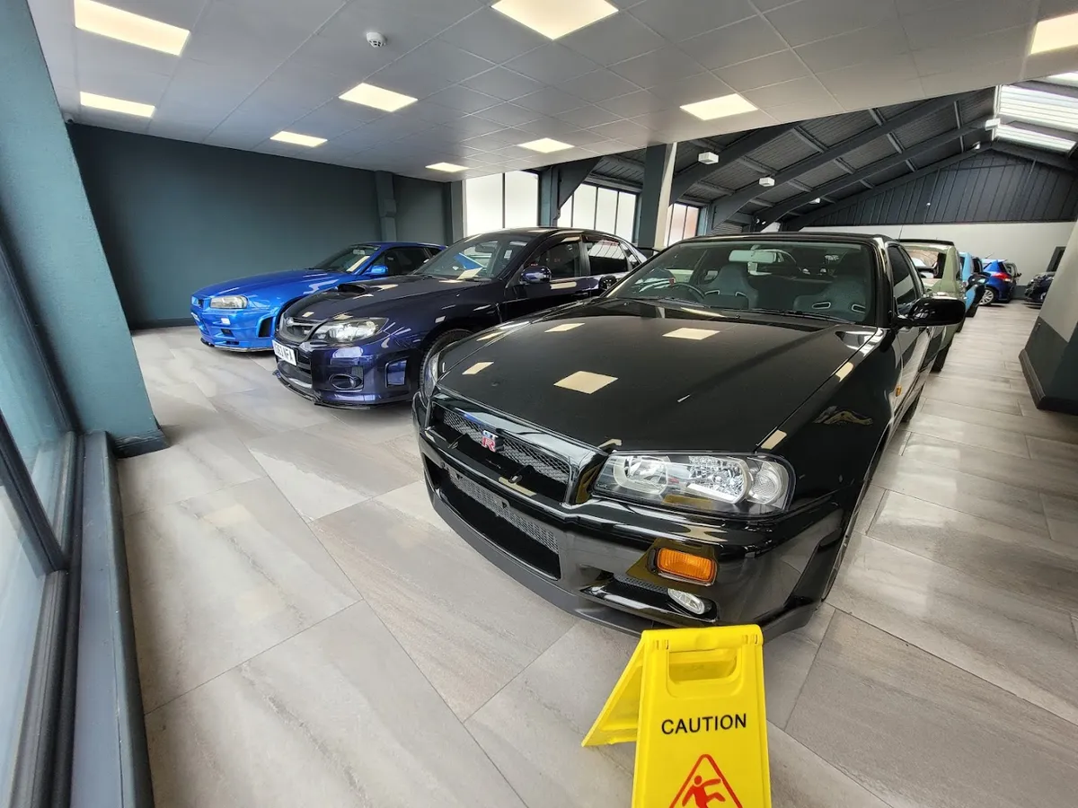 Tong Park Cars Leeds photo 3