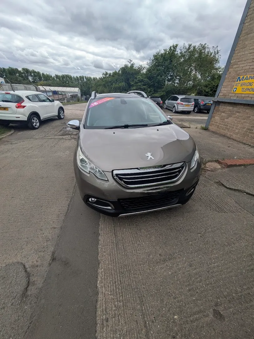 Top Right Car Centre photo 10