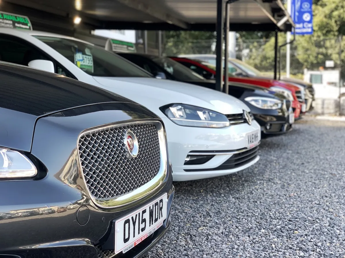 Trade Right Cars Cardiff photo 7