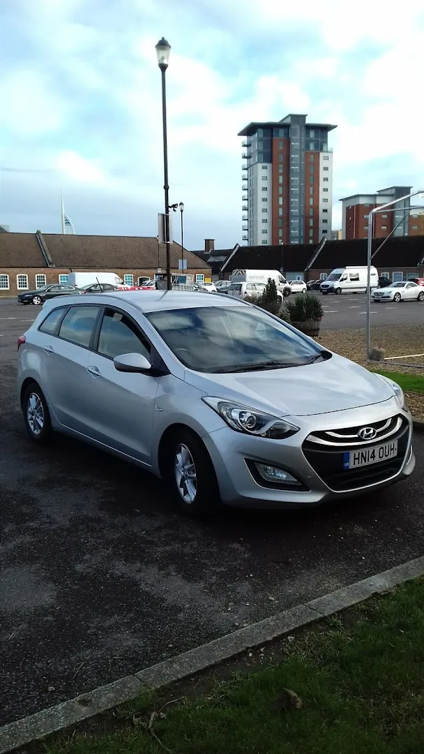 United Car Centre photo 5