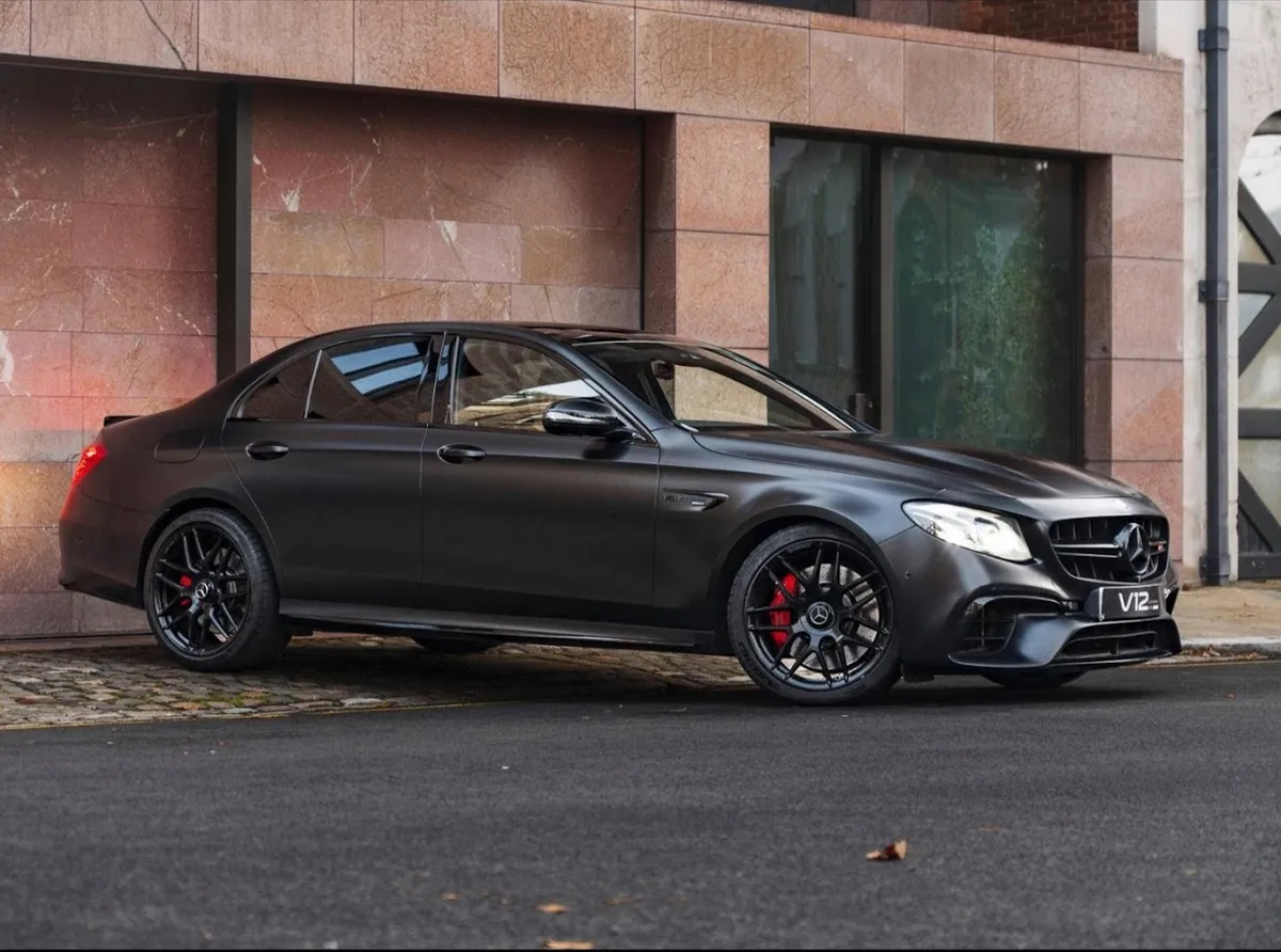 V12 Automobil Limited photo 7