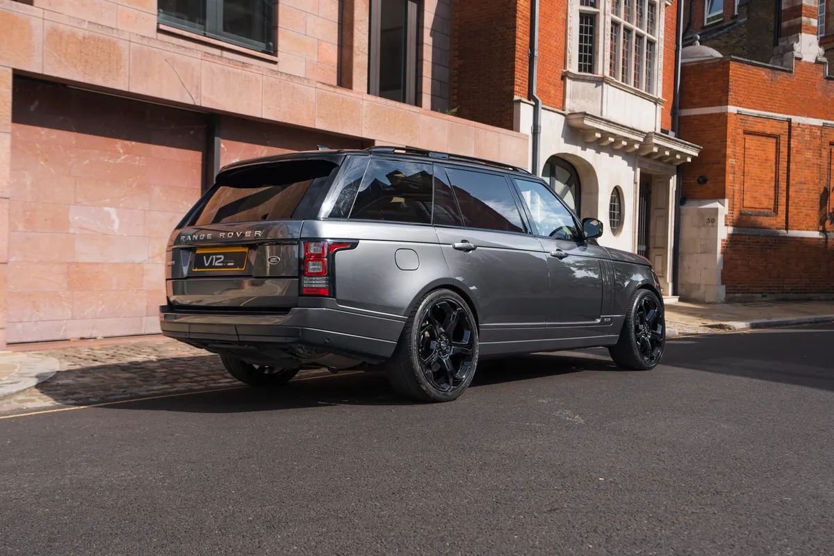 V12 Automobil Limited photo 10