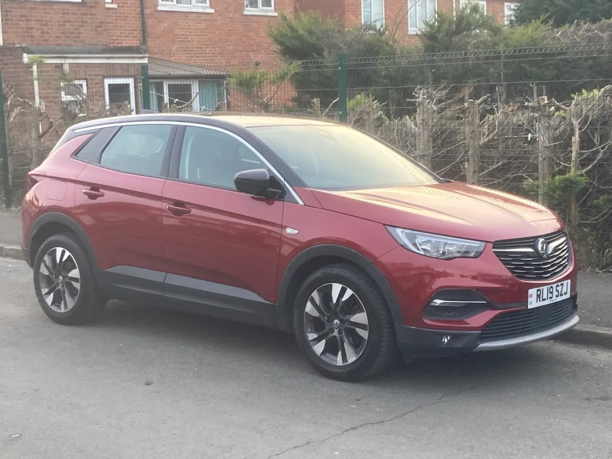 Vauxhall Eden Reading photo 6