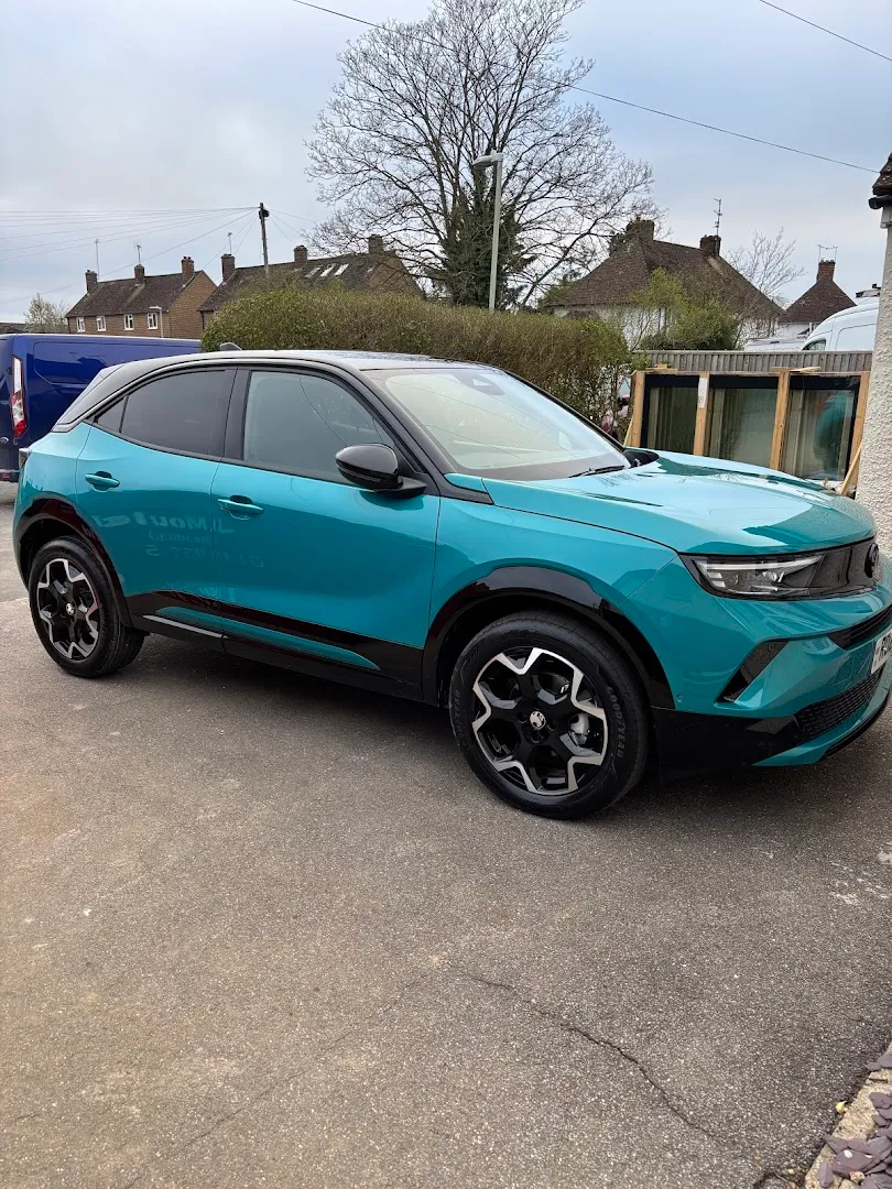 Vauxhall Eden Reading photo 8