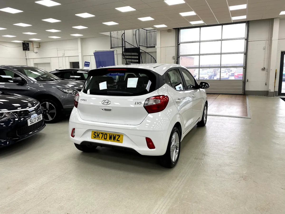 Vertu Hyundai Edinburgh East photo 5