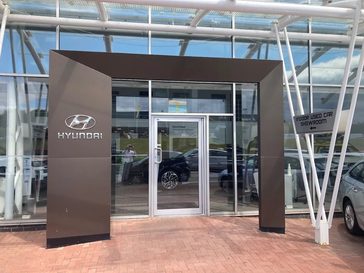 Vertu Hyundai Edinburgh East photo 7