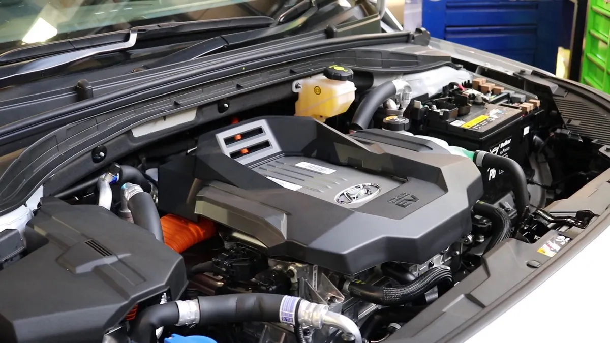 Vertu Hyundai Edinburgh West photo 2