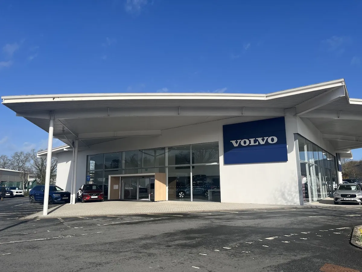 Vertu Volvo Exeter — Car dealer in Exeter