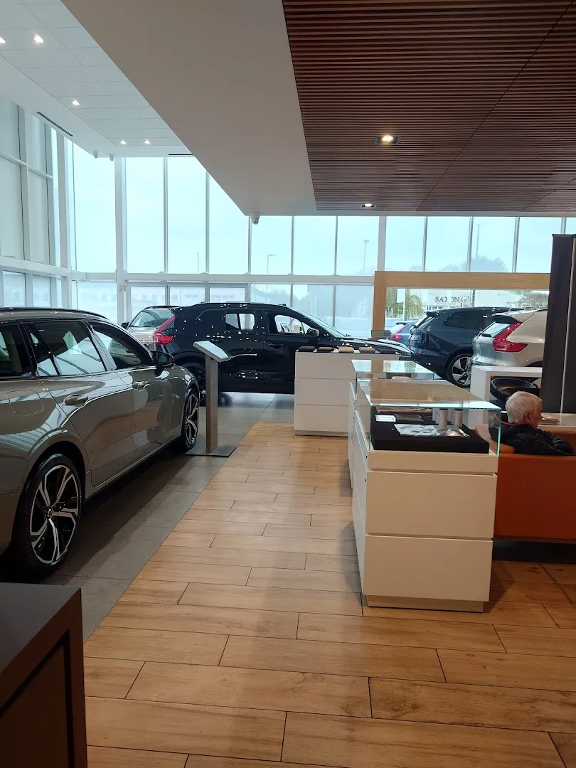 Volvo Cars Bolton photo 5