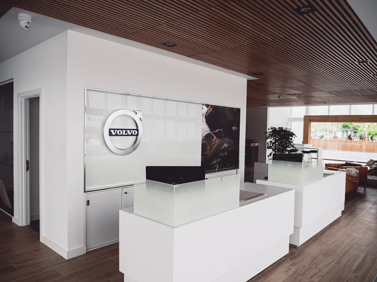 Volvo Cars Bolton photo 7
