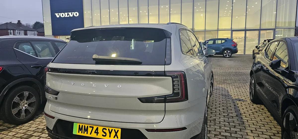 Volvo Cars Bolton photo 9