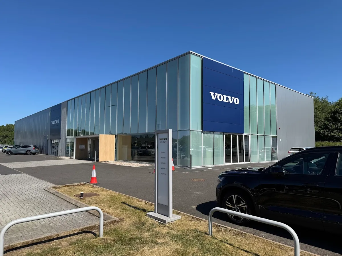 Volvo Cars Preston photo 4