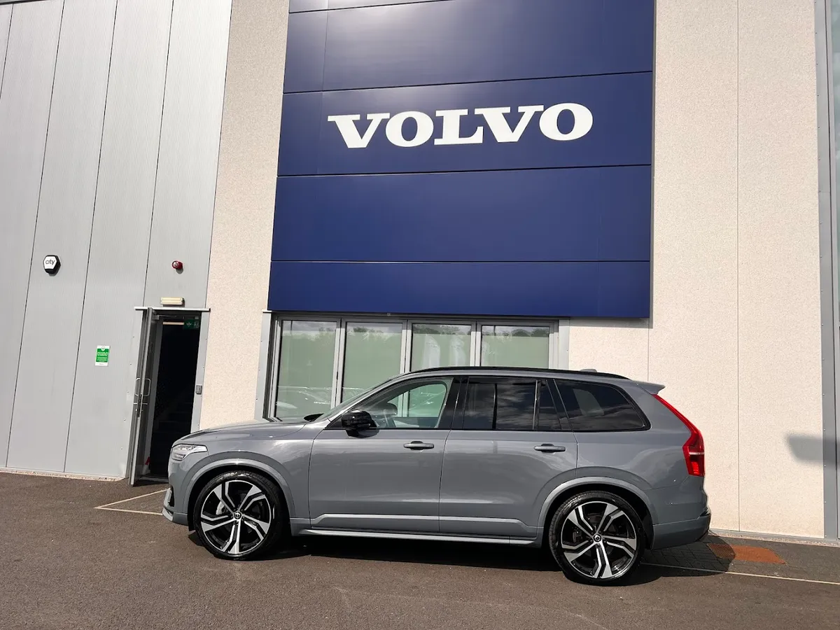 Volvo Cars Preston photo 5