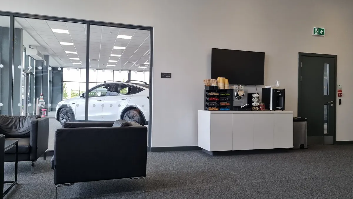 Vospers Alfa Romeo Exeter photo 3