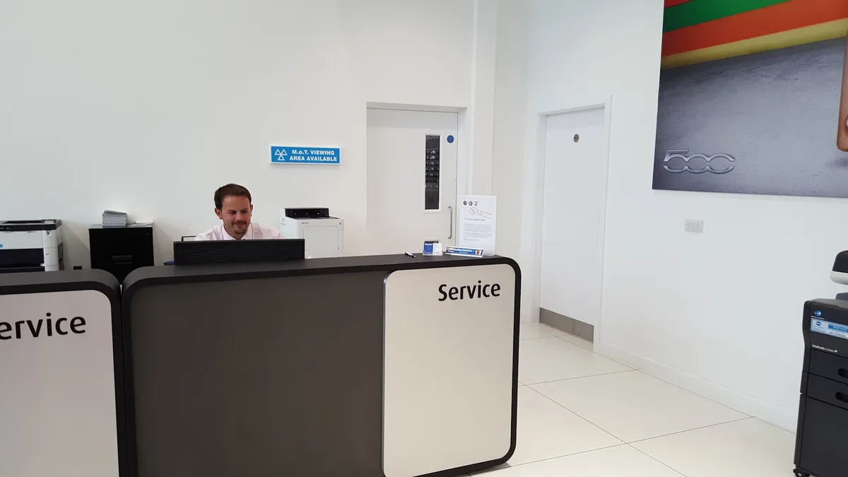 Vospers Alfa Romeo Exeter photo 10