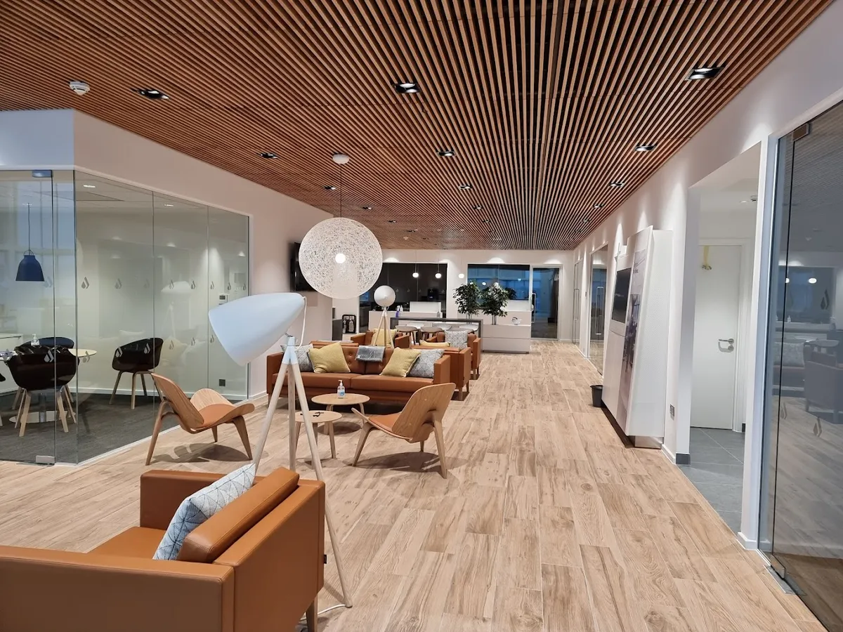 Waylands - Volvo Cars Bristol photo 9