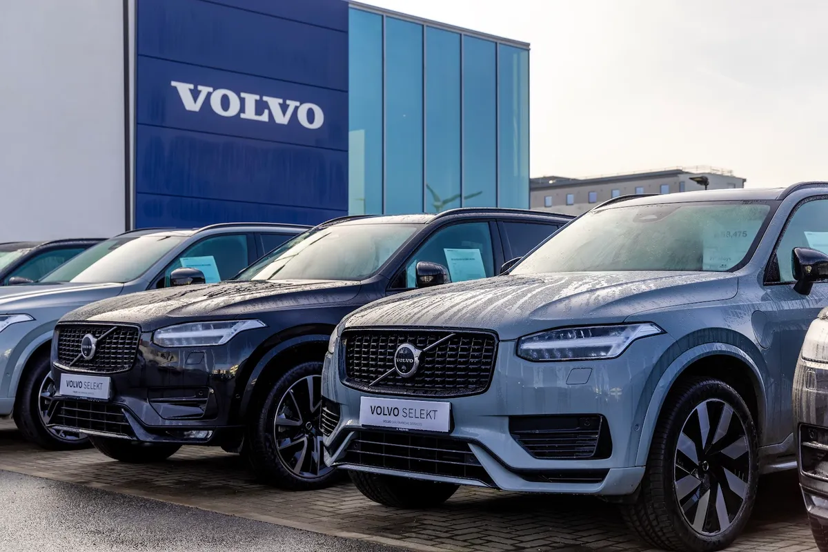 Waylands - Volvo Cars Reading — Volvo dealer in Reading