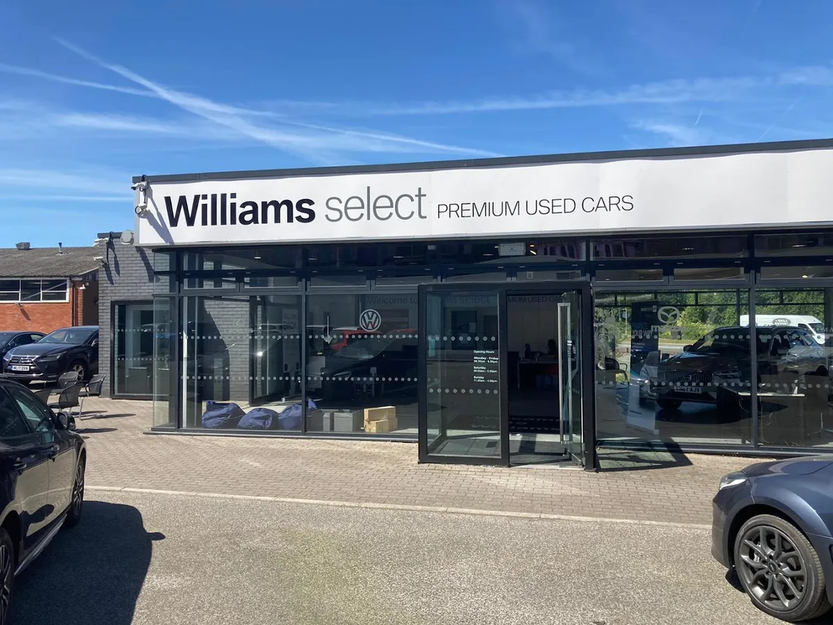Williams Select Manchester — Used car dealer in Manchester